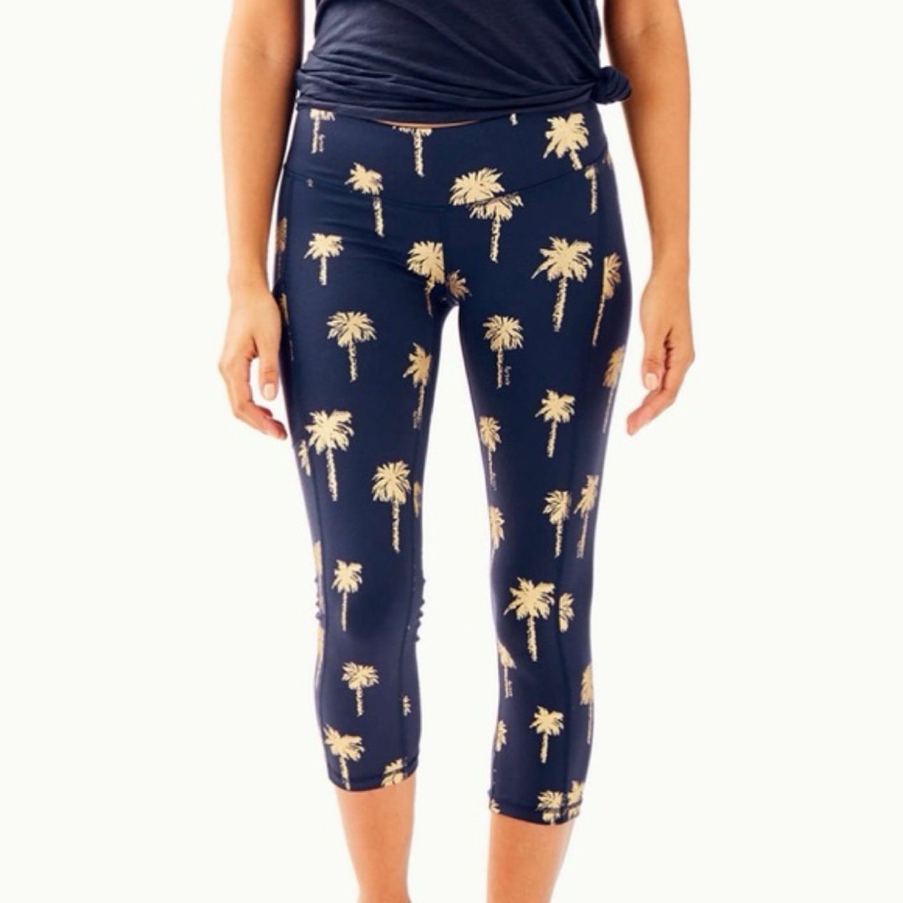 Lilly Pulitzer Weekender Crop True Navy Sunset Safari Palms S